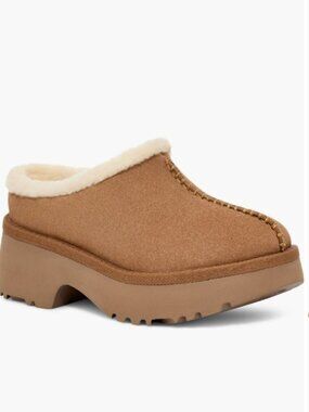 UGG New Heights Cozy Clog